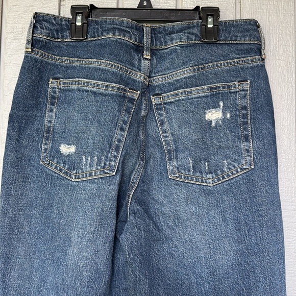 NWT Free Assembly Straight Distressed Jeans 8 - Picture 5 of 12